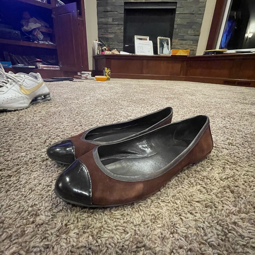 Banana Republic Black and Brown Flats